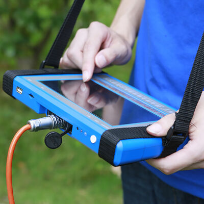 Détecteur d'eau PQWT TC150 avec une profondeur de détection de 150 m, cartographie automatique et batterie au lithium rechargeable pour la détection des eaux souterraines