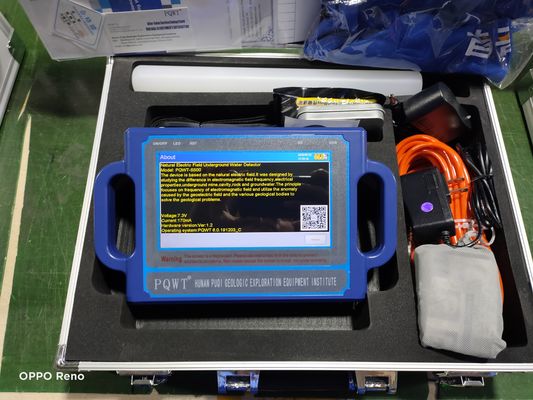 Détecteur d'eau PQWT avec une précision de 95% et des fréquences 36/40/56, plage de mesure 0mV-2000mV pour la localisation des eaux souterraines