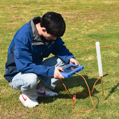 PQWT TC500 Détecteur d'eau Équipement d'arpentage géophysique avec une précision de 92% Multifrequence et cartographie automatique pour la détection des eaux souterraines